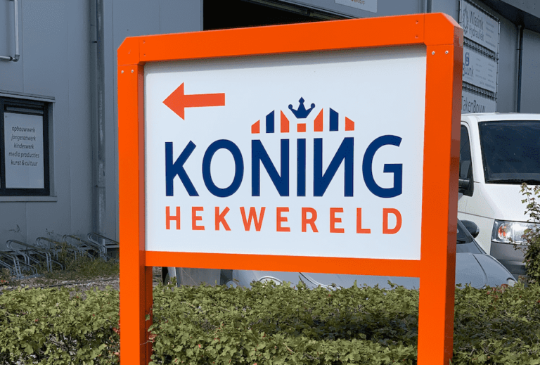 Contact Koning Hekwereld